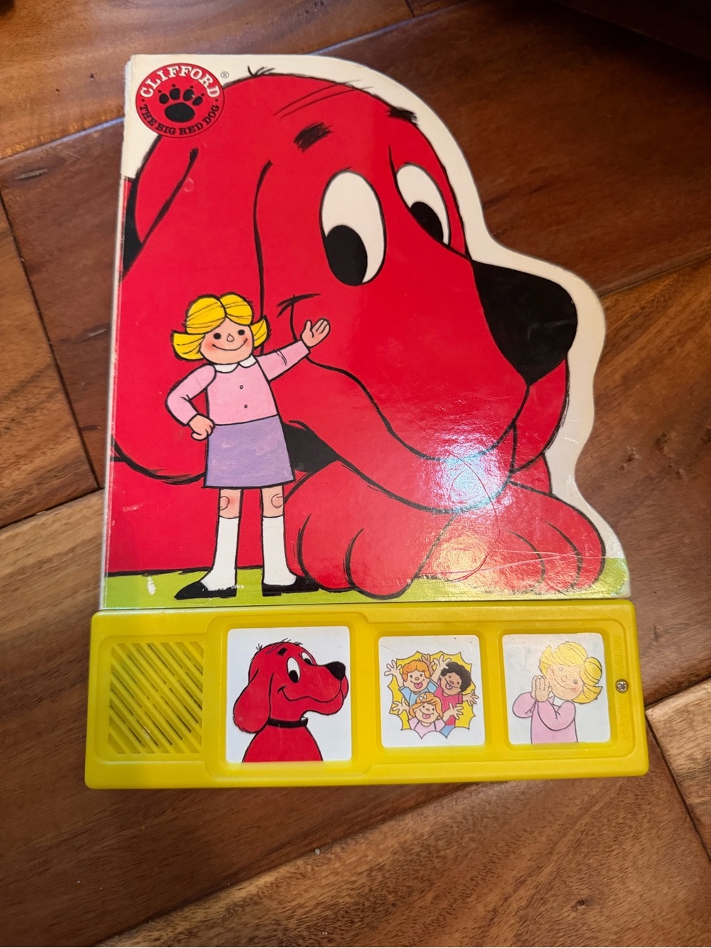 Clifford the big red dog sound book. Batteries need replaced